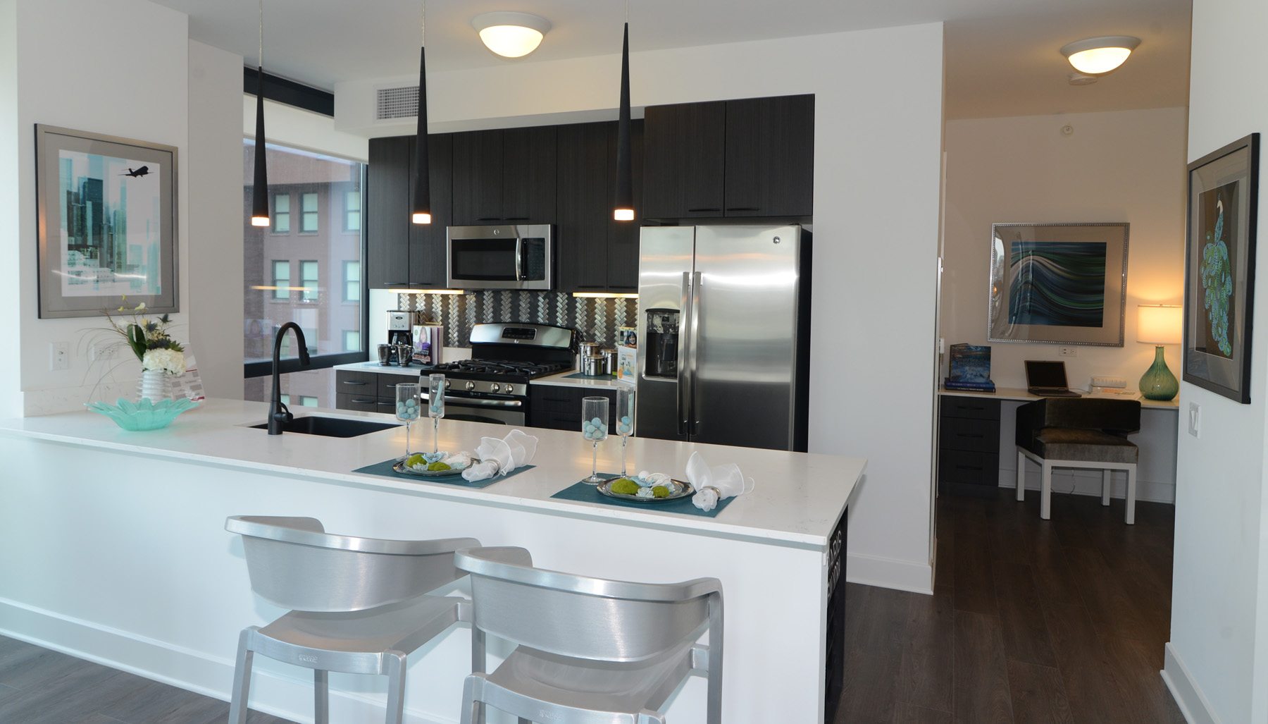 View of Setting Your Downtown Chicago Apartment Rental Budget - Luxury ...