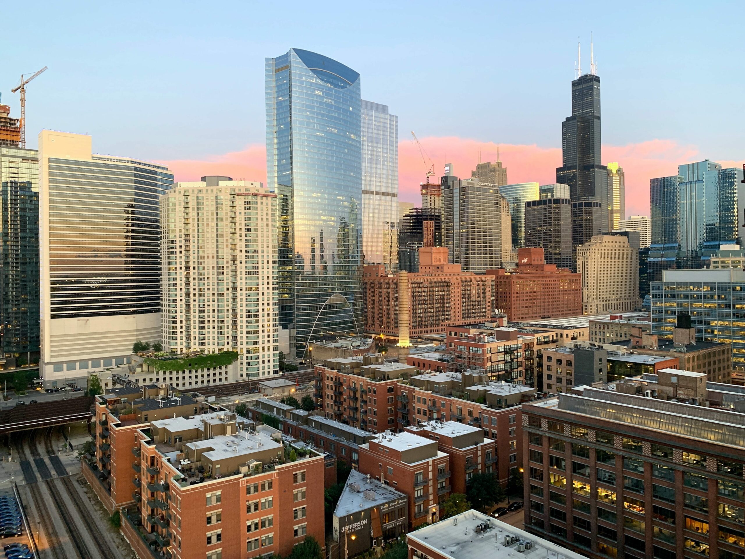 Fulton Market Entertainment for All Budgets Luxury Apartments Chicago