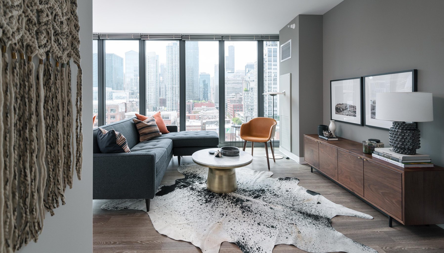 Broker Round Table: Gallery on Wells Apartments in River North - Luxury ...