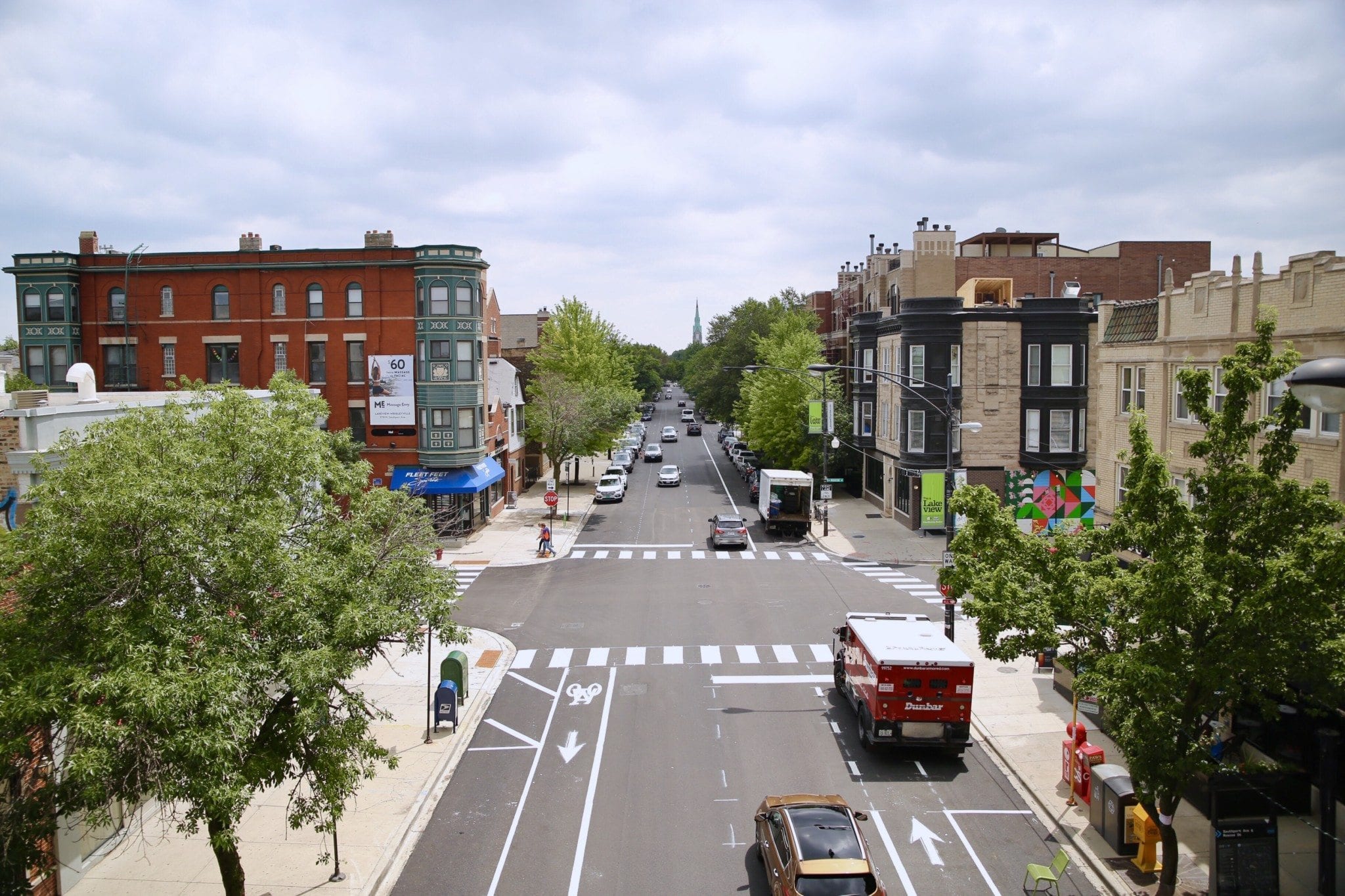 Lakeview Apartments Where Everything You Want is Within Reach Luxury