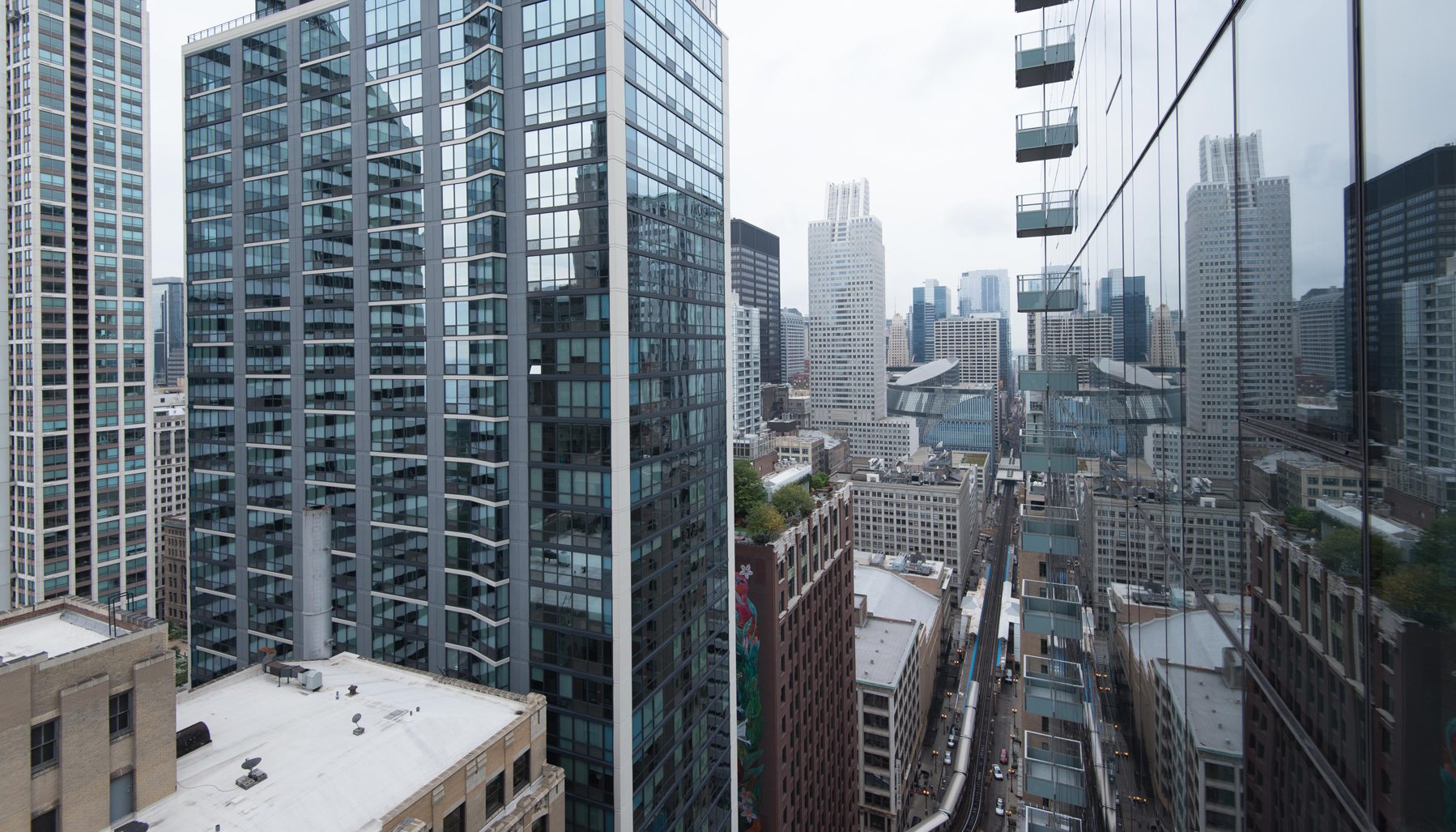 Living in the Chicago Loop - Luxury Apartments & Rentals in Chicago ...