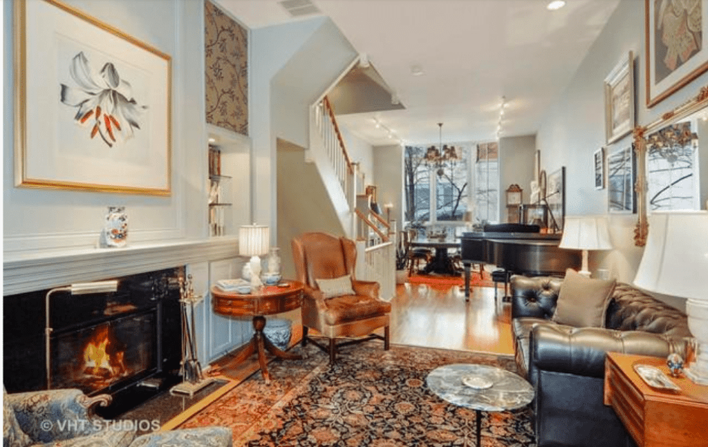 A Streeterville town home listing at 414 E. North Water