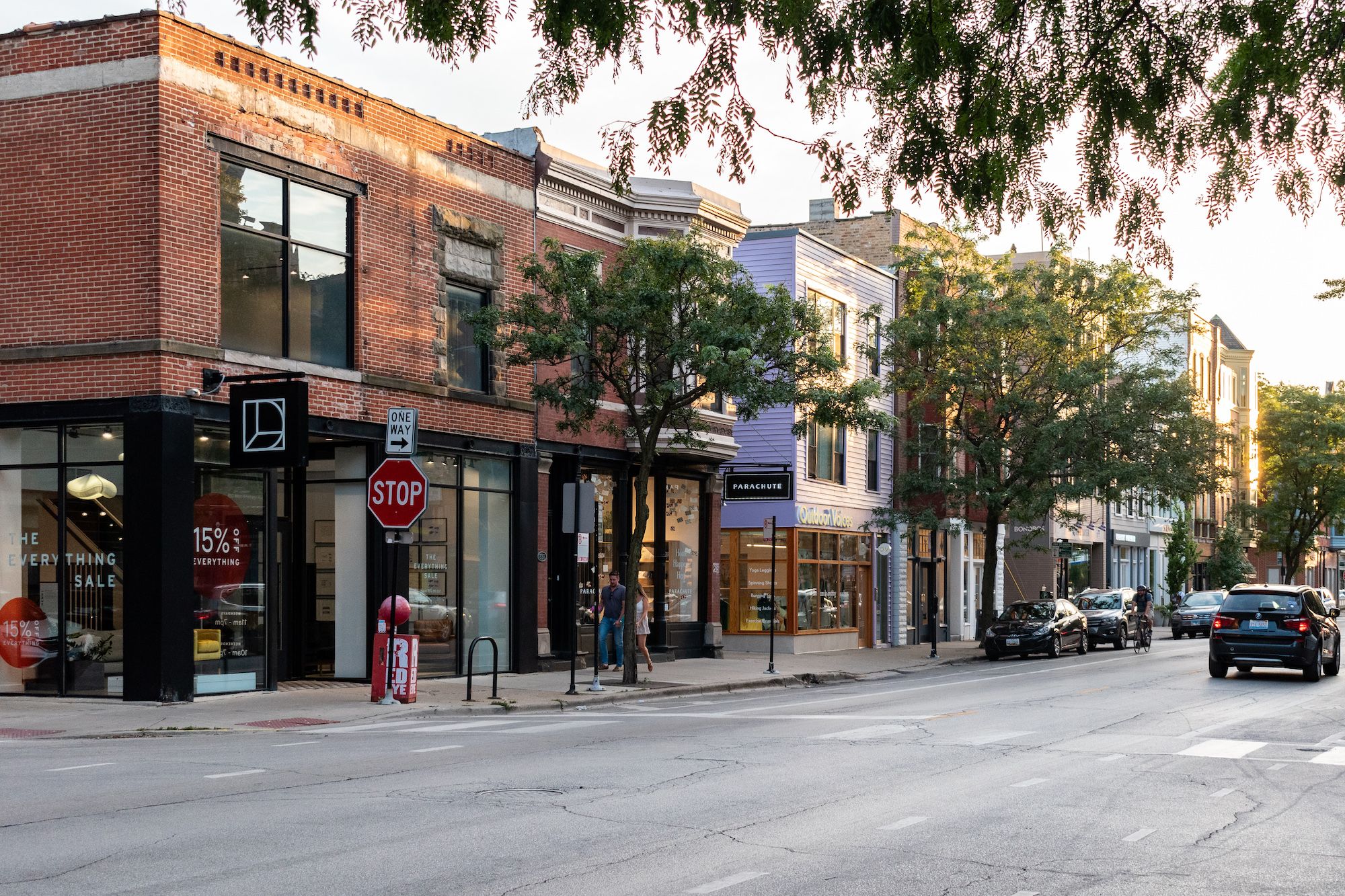 Neighborhoods with the Best Chicago Boutiques for Fashion Lovers