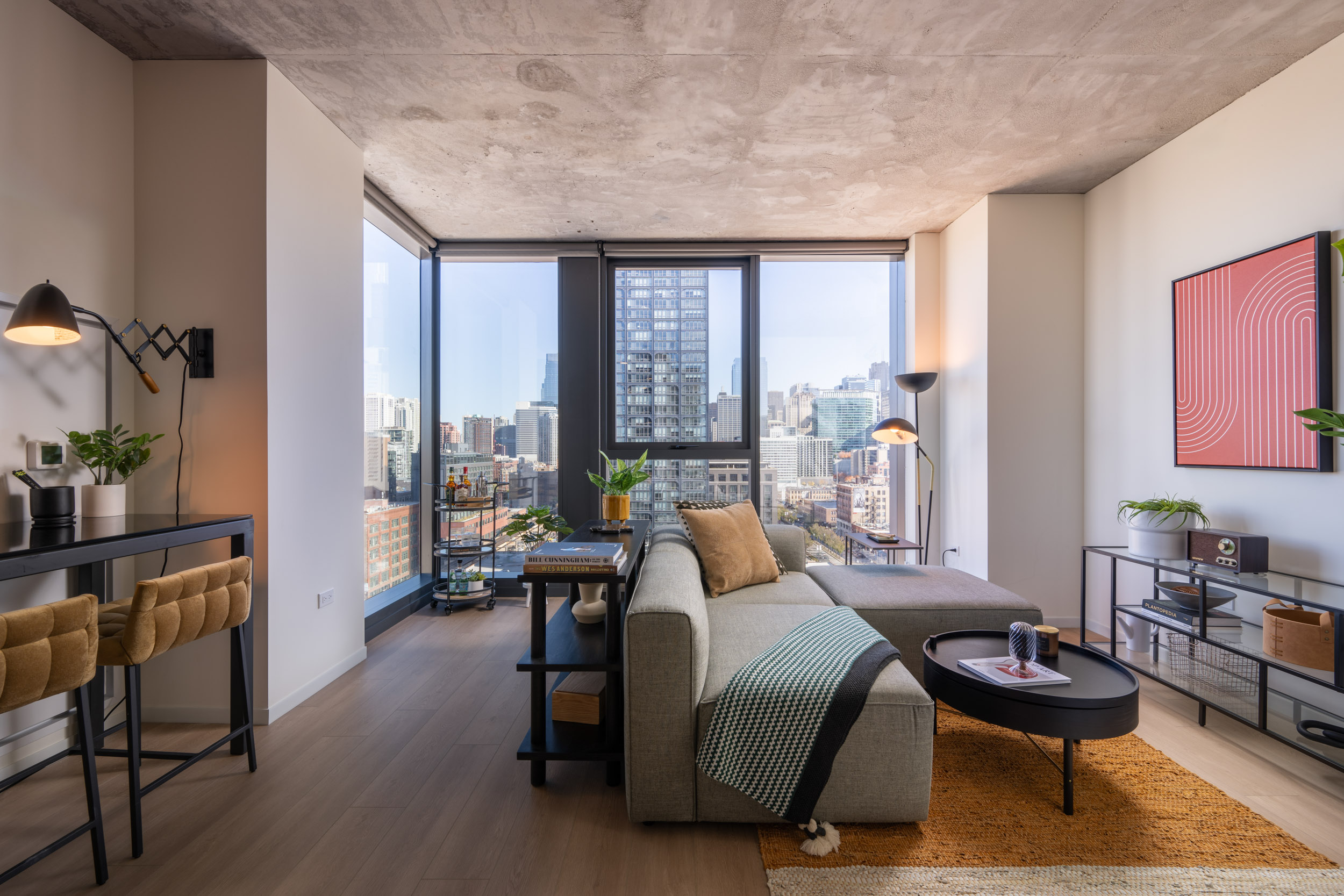 Broker Round Table – The Dylan - Luxury Apartments & Rentals in Chicago ...