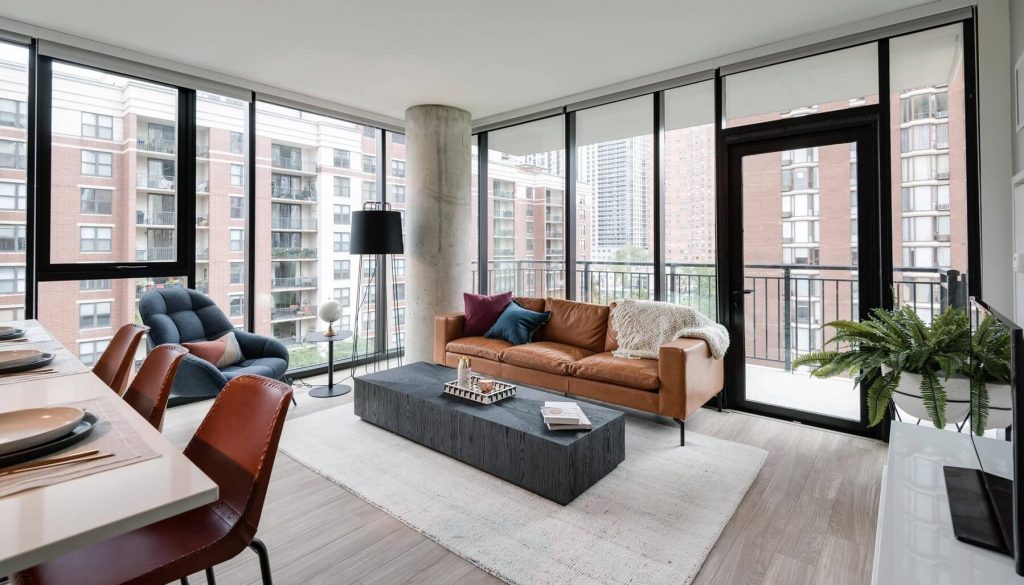 moving from los angeles to chicago