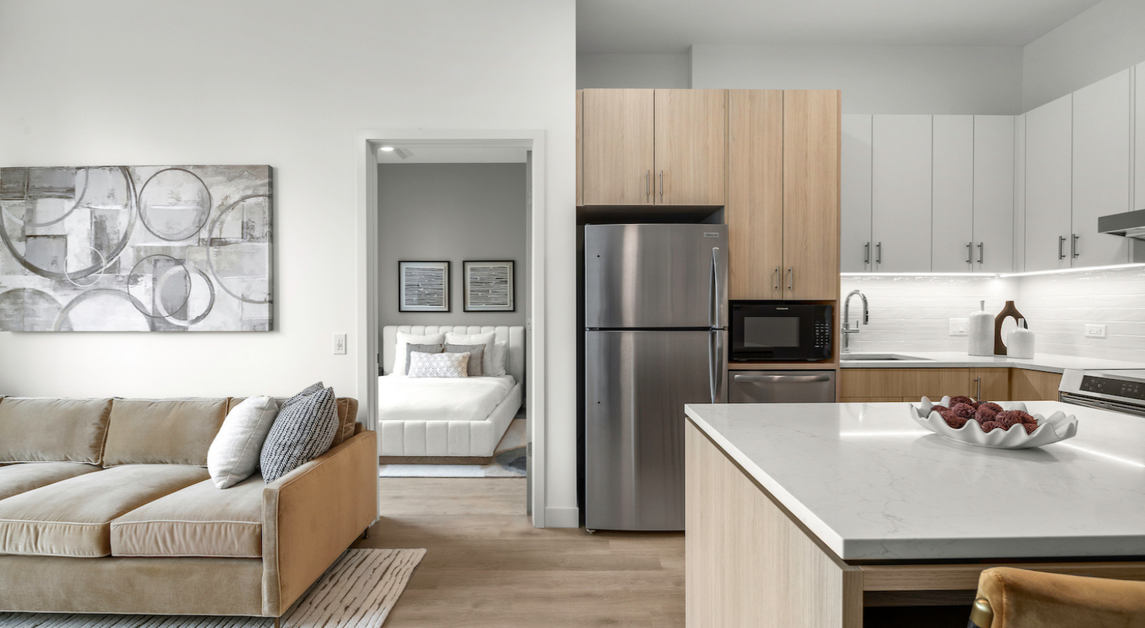 Broker Round Table – 111 Point Chicago Apartments in River North ...